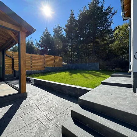 Villa Mountain Ship *